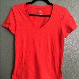 Universal Thread Bright Orange/Red Short Sleeve Tee NWT